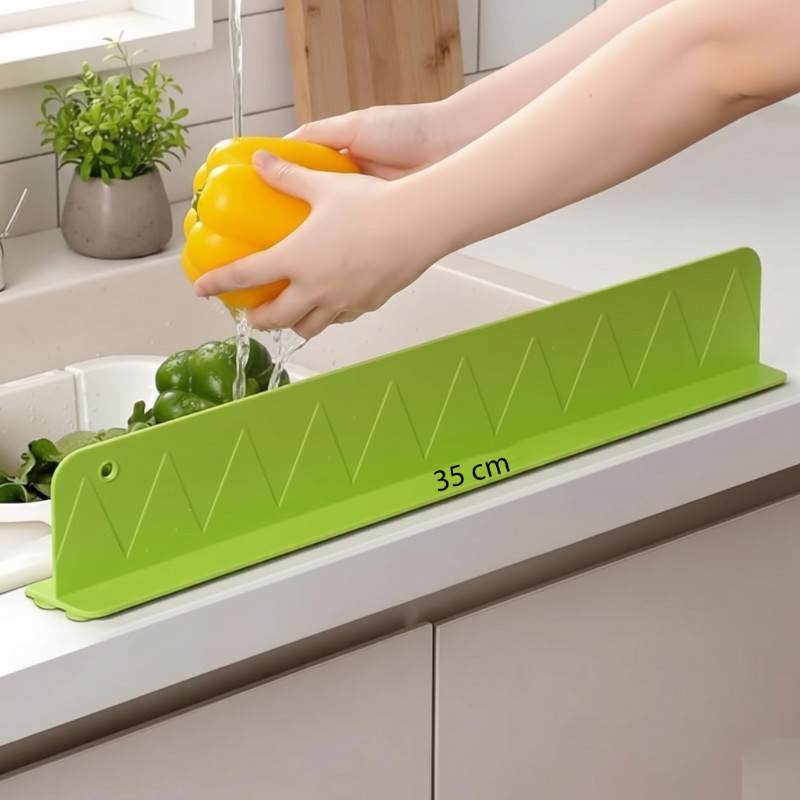 Silicone Sink Splash Guard with Suction Cups – Waterproof Kitchen & Washroom Water Barrier