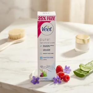 Veet Pure Hair Removal Cream 63g | Sensitive Skin | Raspberry & Violet Fragrance | Aloe Vera