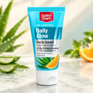 Golden Pearl Oil Control Daily Glow Face Wash - Oil Free & Glowing Complexion - Enriched with Niacinamide, Vitamin C & Aloe Vera